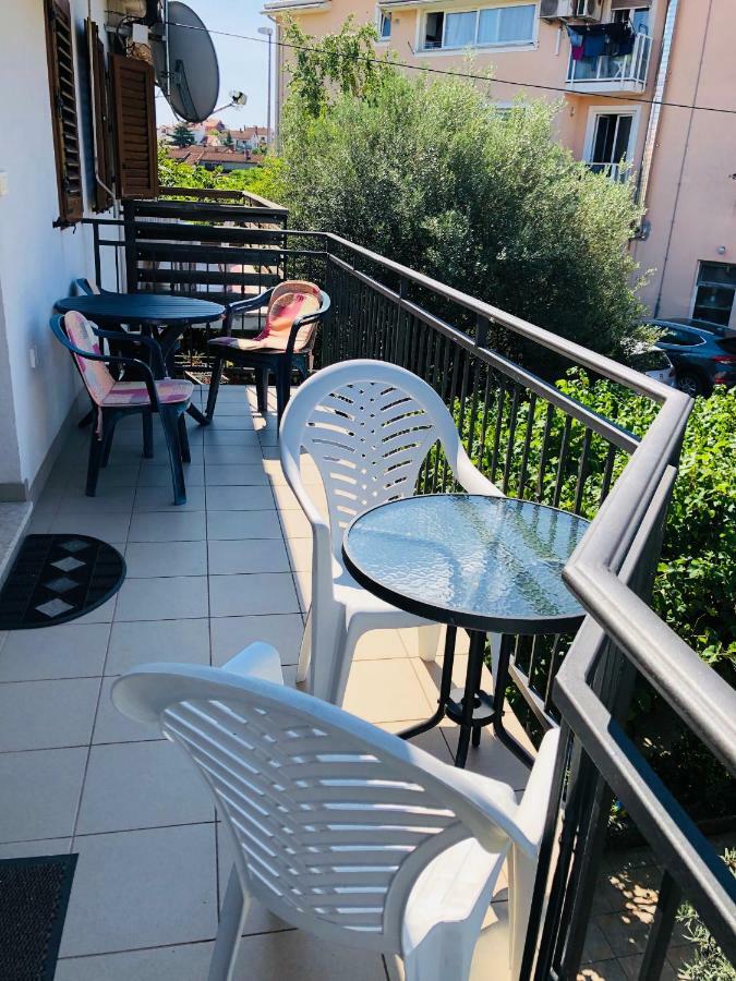 Rosita 1 Apartment Ровин Екстериор снимка