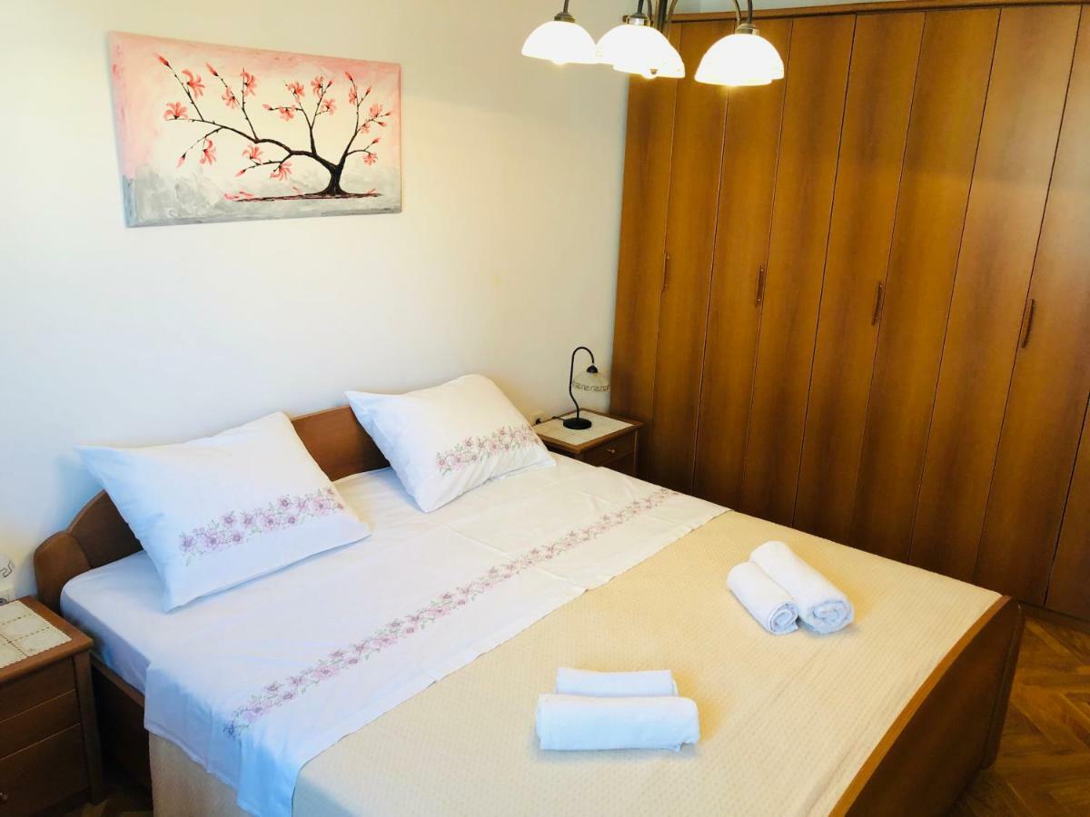Rosita 1 Apartment Ровин Екстериор снимка